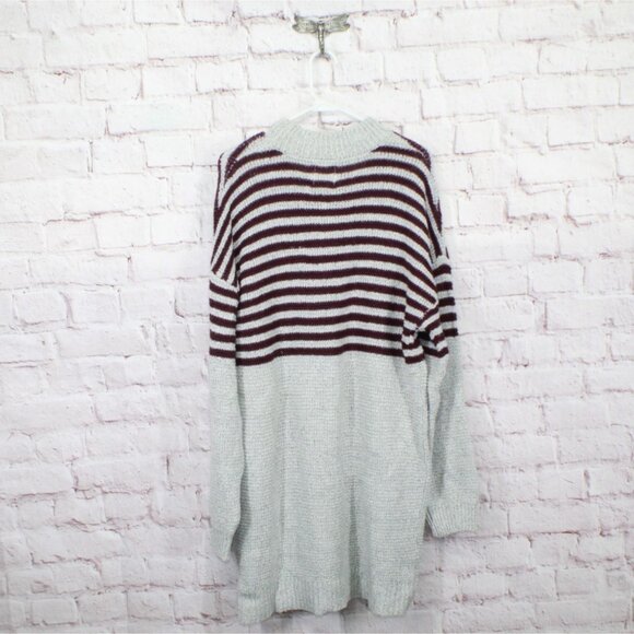 Volcom Cold Daze Short Sweater Dress Striped Purple Gray Size M 12 - Picture 6 of 10